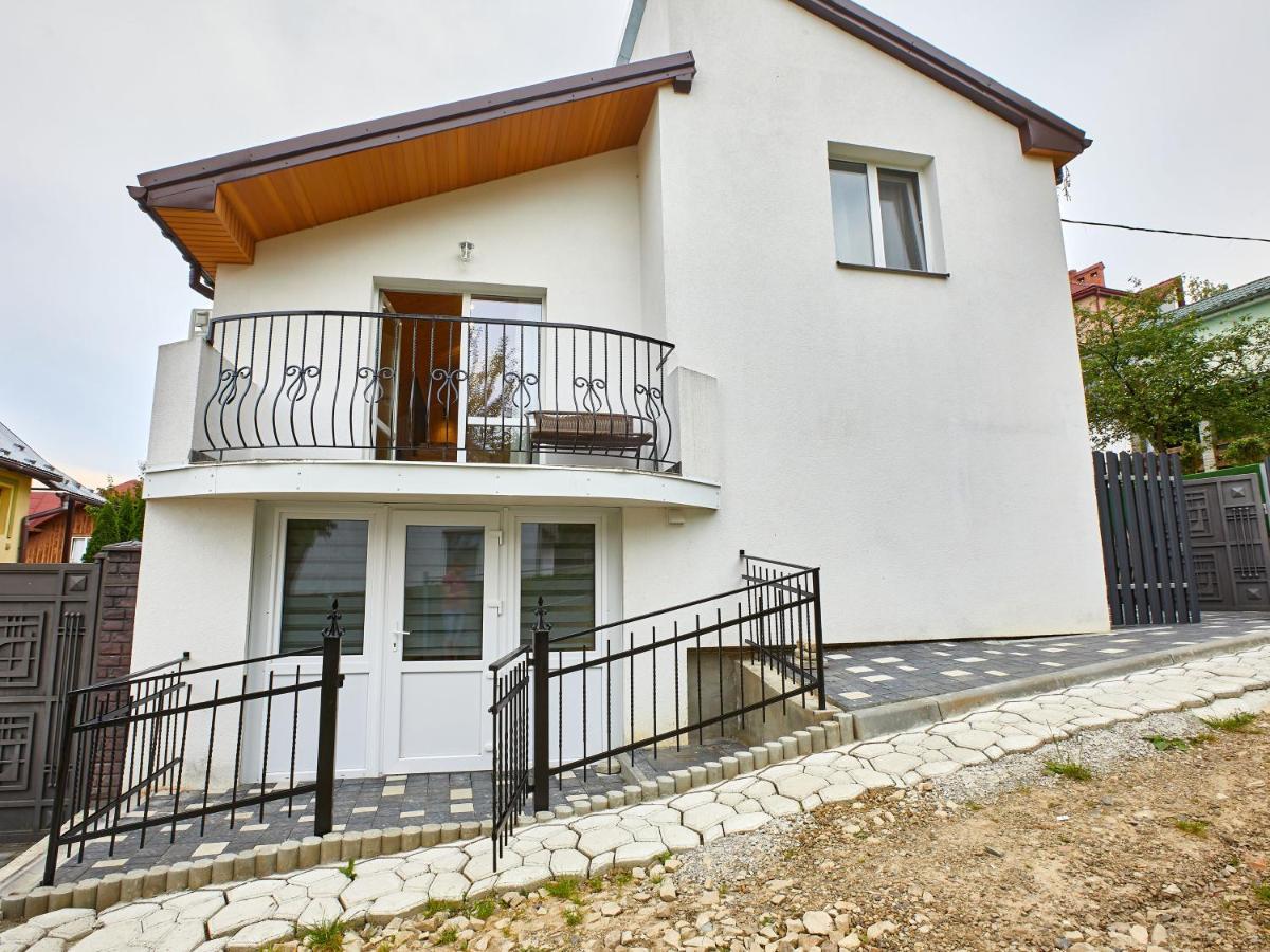 Private Apartments Truskawez Exterior foto