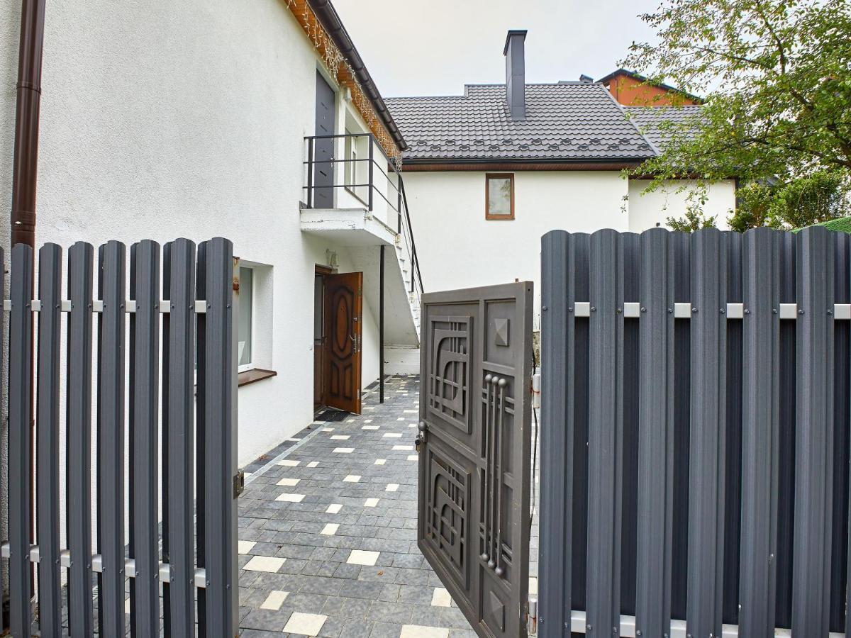 Private Apartments Truskawez Exterior foto